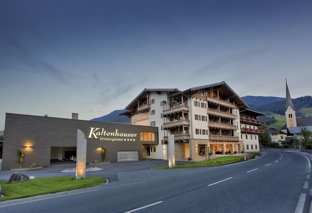 Das Gemuetliche Dorfhotel Kaltenhauser Холерсбах им Пинцгау Екстериор снимка